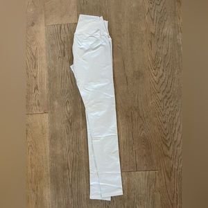 Brand new ALO yoga pants, white